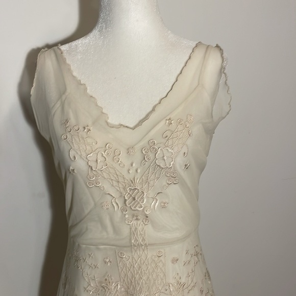 Walter Baker Ivory Dress Sheer Tulle Embroidered Lining NWT Straps Adjust Size M - Picture 4 of 10